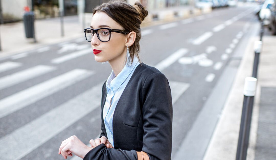 ¿ESPERAS EN LA CALLE A TU TAXI? HACKS PARA SIEMPRE ESTAR SEGURO.